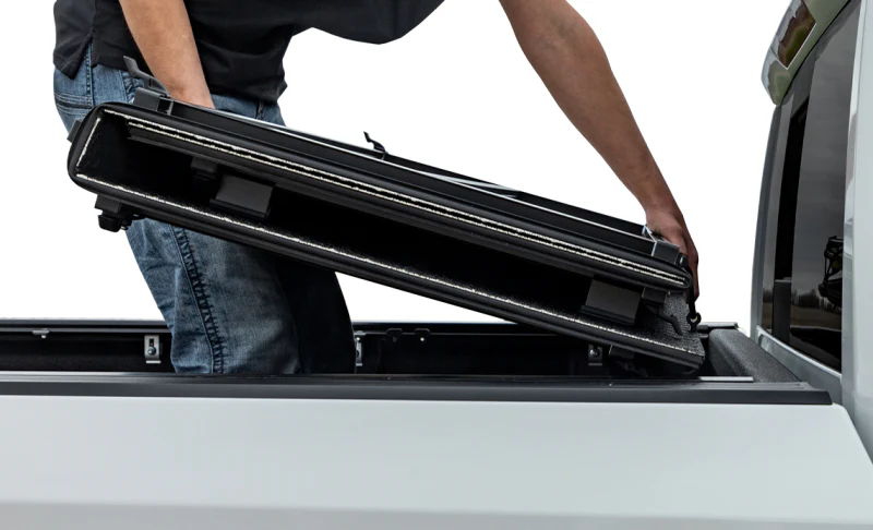 Access LOMAX Pro Series Tri-Fold Cover 14-18 Chevy 1500 Full Size 5ft 8in Bed - Blk Diamond Mist - Image 13