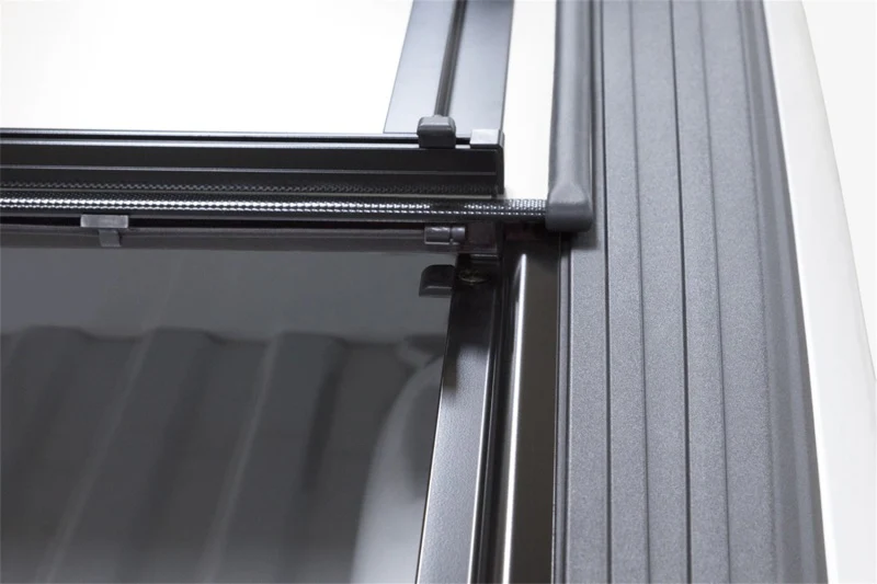 Access LOMAX Pro Series Tri-Fold Cover 2020 Jeep Gladiator 5ft Box (w/Trail Rail) - Blk Diamond Mist - Image 5