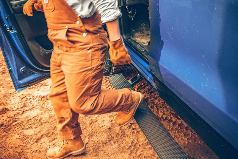 AMP Research 2025 RAM 2500/3500 HD PowerStep - Image 3