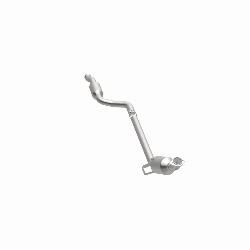 Magnaflow 10-12 GLK350 V6 3.5 OEM Underbody Direct Fit Converter - Image 22