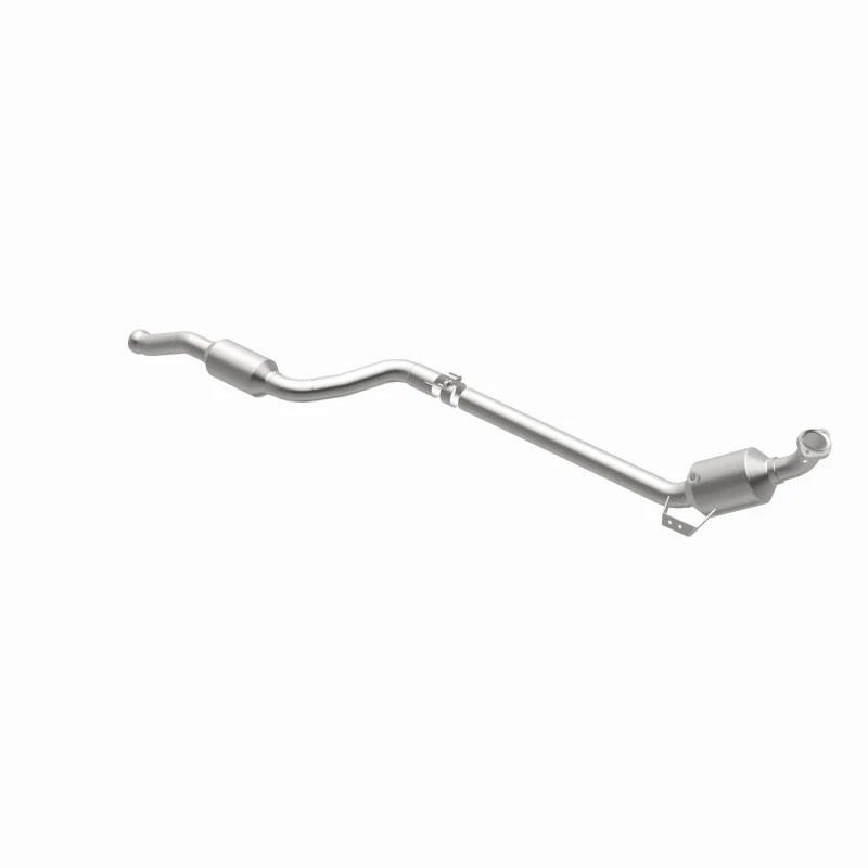 Magnaflow 10-12 GLK350 V6 3.5 OEM Underbody Direct Fit Converter - Image 23