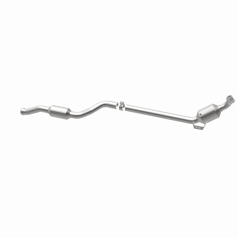 Magnaflow 10-12 GLK350 V6 3.5 OEM Underbody Direct Fit Converter - Image 8