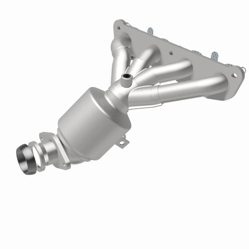 Magnaflow 13-17 Nissan Sentra 1.8L Direct-Fit Catalytic Converter - Image 3