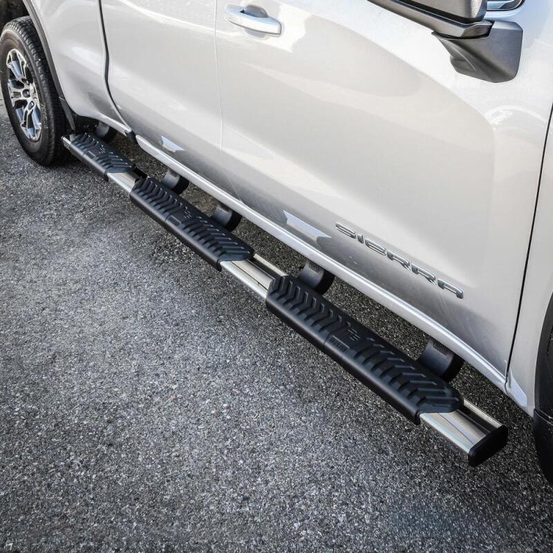 Westin 2019 Chevrolet Silverado/Sierra 1500 Crew Cab (5.5ft) R5 Modular Nerf Step Bars - SS - Image 3
